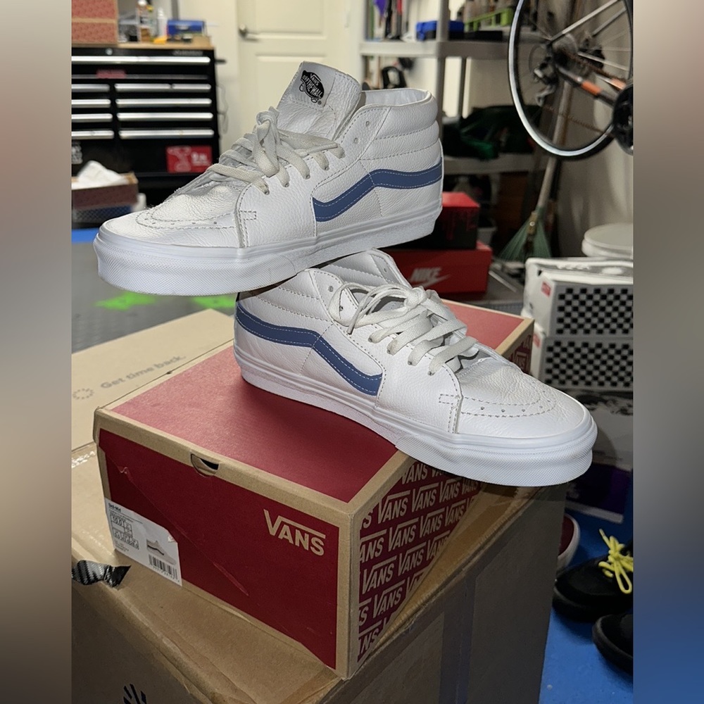 Size 10 Mens vans Sk8 mids